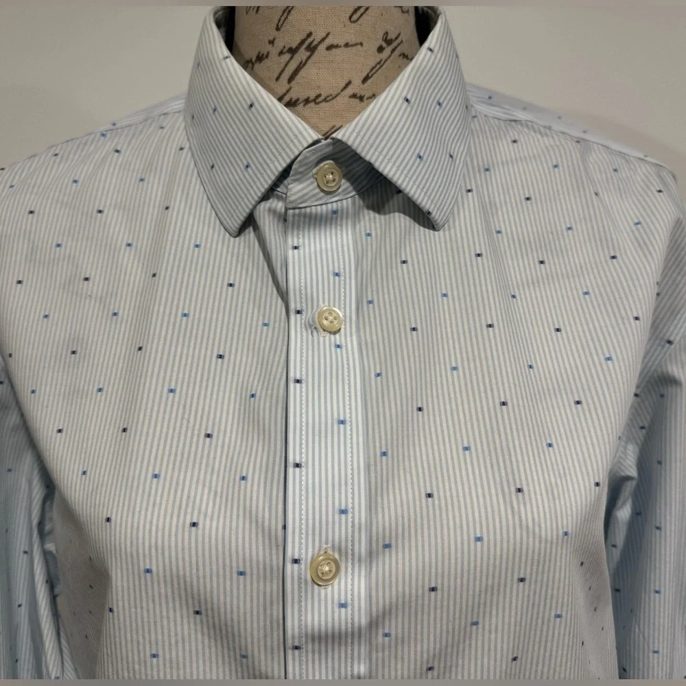 Banana Republic Slim Fit Button Up Shirt Men's Large White Blue Stripe Dots